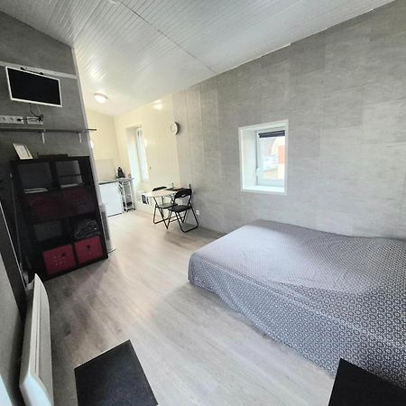 Studio Des Lacs - 2 Pers - Centre-Ville Brassac-les-Mines Kültér fotó